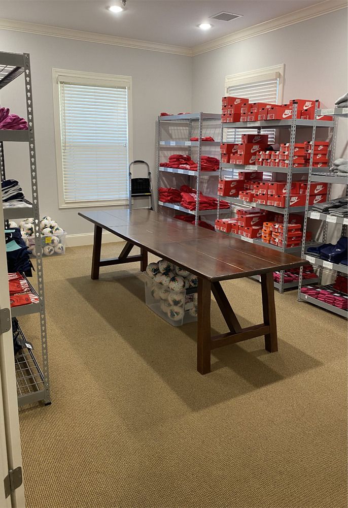 9050 Corporate Gardens Dr, Memphis, TN, 38138